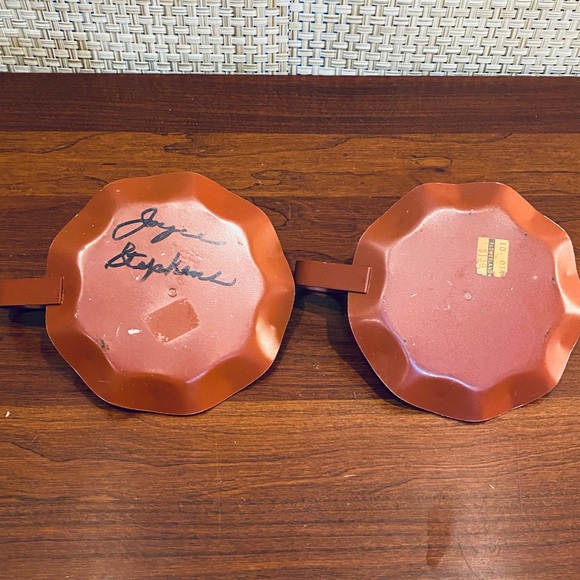 VTG 1960-70s Joyce Stephens Rust Tole Painted Metal Chamber Stick Candle Holders - Picture 6 of 8